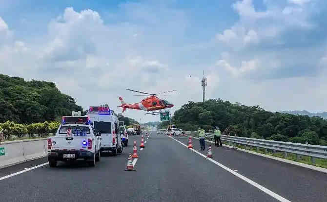 大悟高速公路汽车救援案例